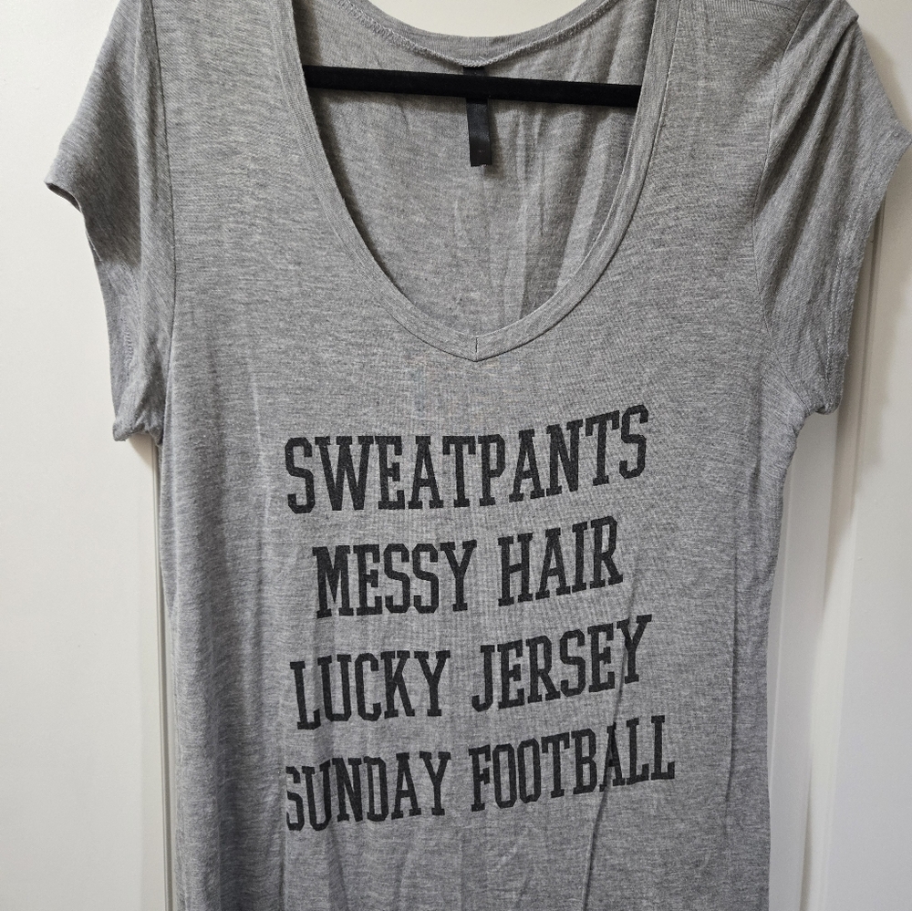 Fun V-neck football shirt gray size medium